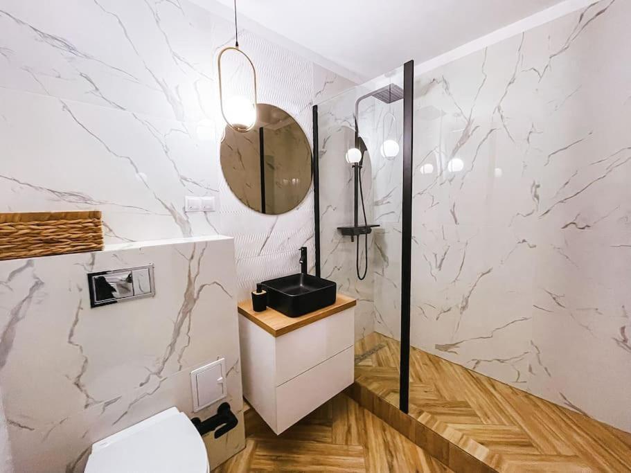 Quickspace Modern Concept Bukurešť Exteriér fotografie